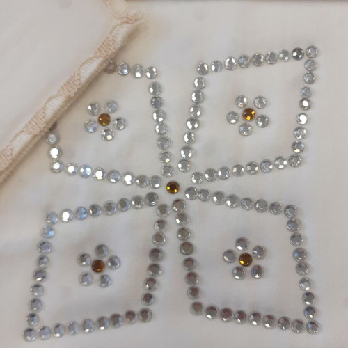 Italian tablecloth with strass and 12 napkins, new, ecru