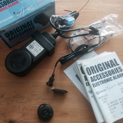 Piaggio Gemini Vespa GT Alarm 602845M001 602845M002 new with wiring
