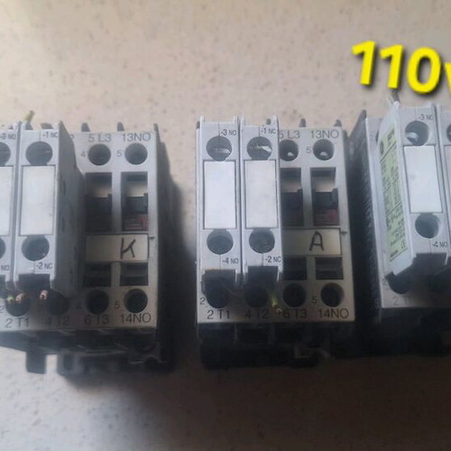 Ρελέ General Electric 110v μεταχειρισμένο, πακέτο 3 τεμαχίων με βοηθητικές επαφές