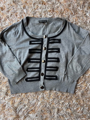 Warehouse cardigan used grey with black details and metallic buttons