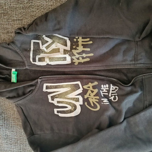 Benetton jacket with hood like new, black, size 11-12