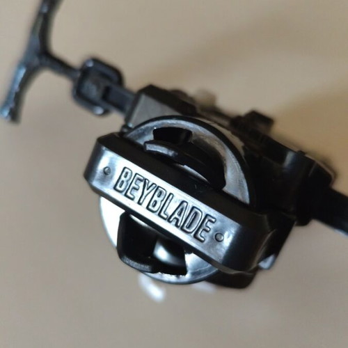 Beyblade Metal Launcher left and right Takara Tomy like new