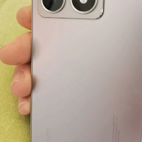 Xiaomi 14T 12+12/512 used with triple Leica camera and 2 cases