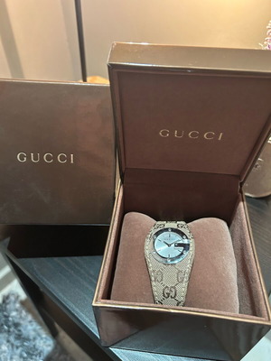Gucci wristwatch women's used, beige and brown