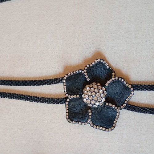 Modern long necklaces set of 2 like new
