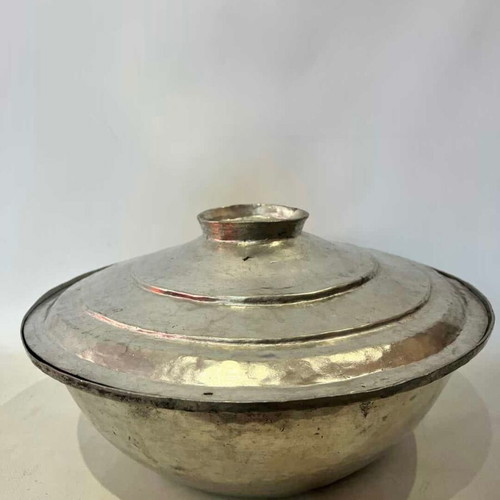 Vintage copper pot with lid 1950, used, 19x36 cm
