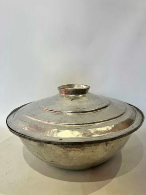 Vintage copper pot with lid 1950, used, 19x36 cm