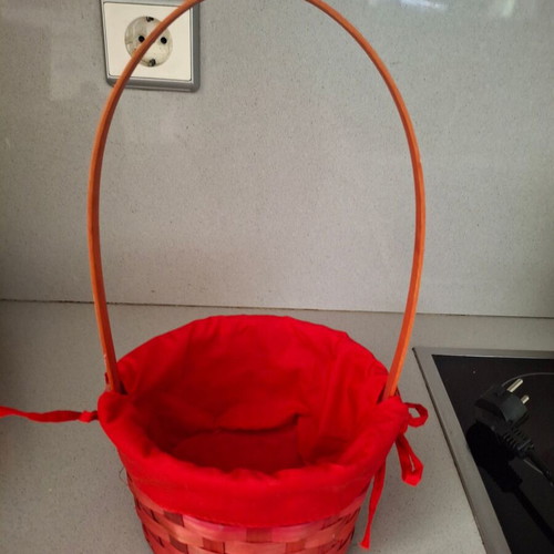 Wicker basket like new, diameter 17cm