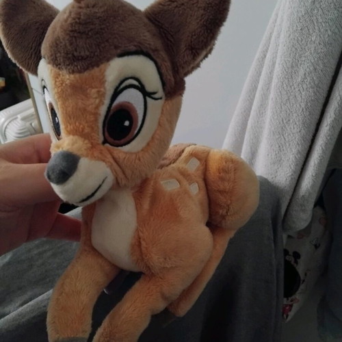 Stuffed toy like new, no damage at all
