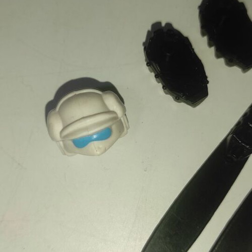 G.I.JOE Blizzard (v1) 1988 figure used with equipment