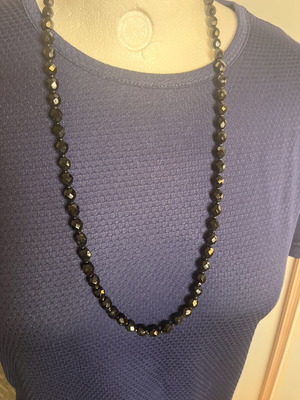 Necklace handmade, like new, black