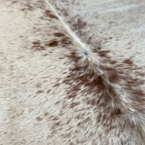 Cowhide rug 3x2 like new, natural leather with unique pattern