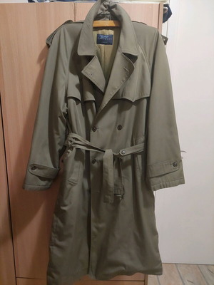 Karouzos men's trench coat like new, classic oil color