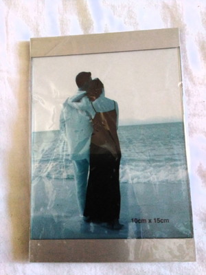 Photo frame new, dimensions 15.5x10.5 cm