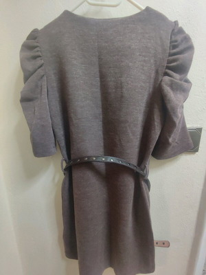 Knitted dress like new, brown with short sleeves and gathers