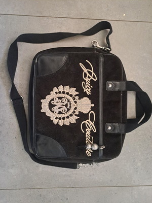 Juicy Couture τσάντα laptop Y2K μεταχειρισμένη, μαύρη χιαστί