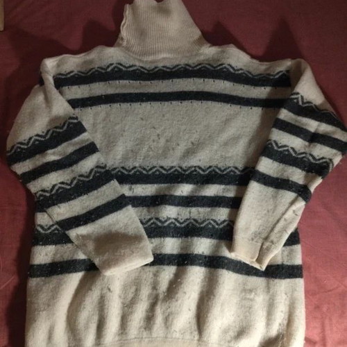 90s wool sweater with turtleneck, like new, ecru with blue stripes