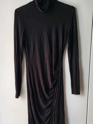 Black mini turtleneck dress H&M like new with ruching