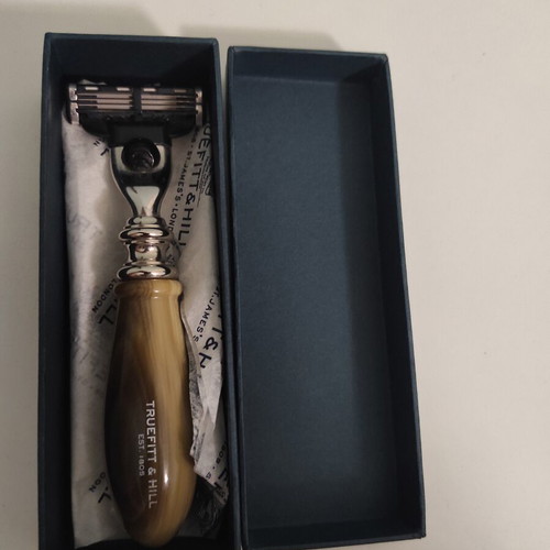 Truefitt & Hill shaving razor like new, compatible with Gillette Mach 3