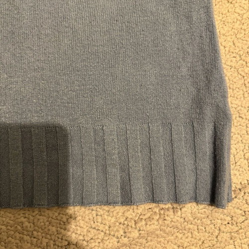 Baby blue wool turtleneck like new