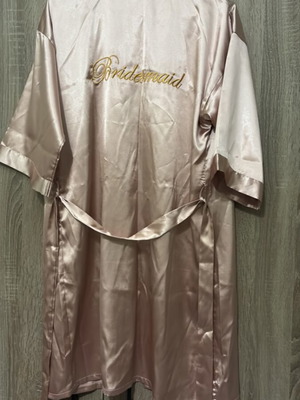 Bridesmaid Satin Robe like new, champagne blush pink