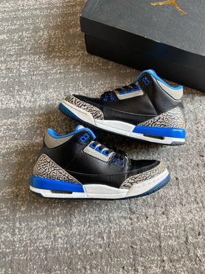 Jordan 3 Retto Royal Blue μεταχειρισμένα, νούμερο 40, με κουτί