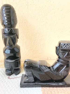 Carved Onyx Figurines Aztec Style like new