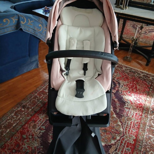 Stokke limited edition baby stroller used, soft pink with pistachio details