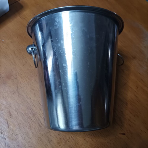Σαμπανιέρα inox σαν καινούργιο
