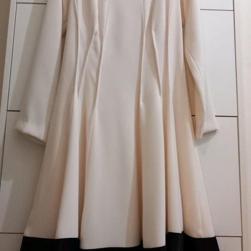 Rita Pateroni official dress white like new with black satin belt