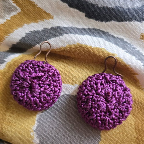 Knitted earrings purple like new