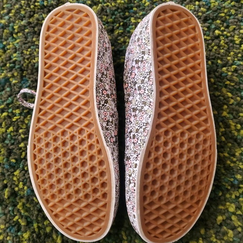 Collectible Vans New size 37