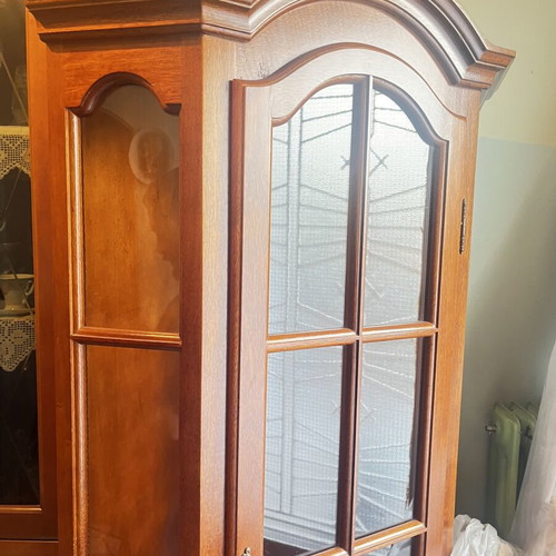 Wooden hanging showcase cabinet