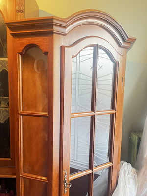 Wooden hanging showcase cabinet