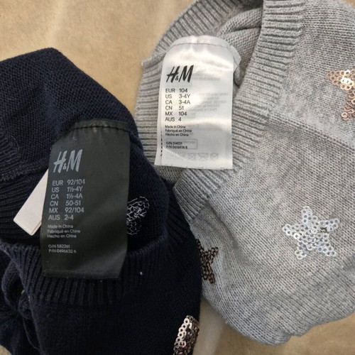 Set of two thin H&M hats like new with free beret