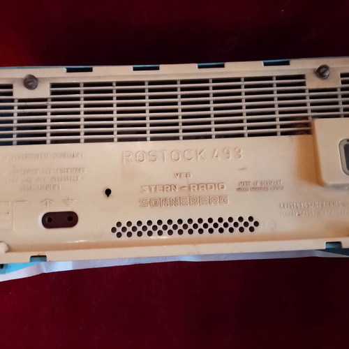 Antique radio East Germany Varna 493 used, functional