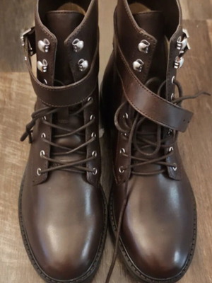 Lauren Ralph Lauren Elridge brown leather ankle boots like new