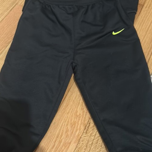 Nike set top and bottom used for 18 months