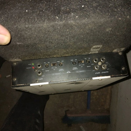 Saab with amplifier and box like new