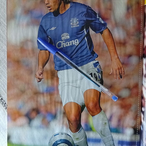 Match Football Magazine used, issue 11-17/10/2005 with Newcastle poster
