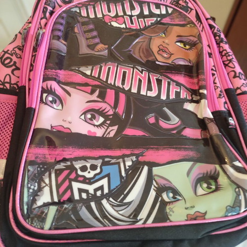 Monster High 2013 school backpack like new