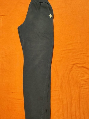 Nek Kids Wear children's sweatpants used, size 16 years