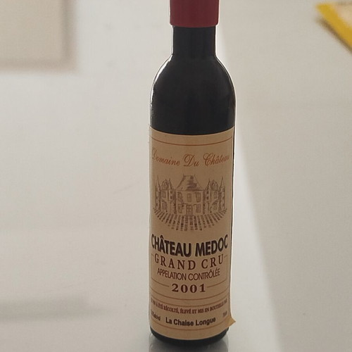 Bottle Opener Magnet new, for beer and wine