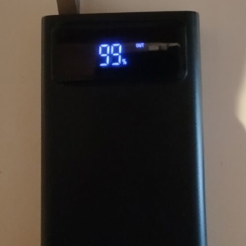 Power bank like new with dual output DC5V-2A x2