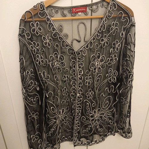 Tulle jacket with appliqued embroidered flowers, like new, size XL, black-white