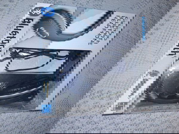 Bluetooth ακουστικά