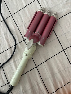 Triple electric hair curler like new