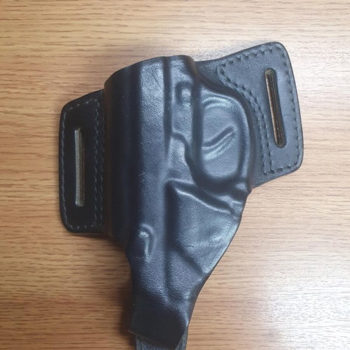 Vega Holster F1 gun holster like new, leather with steel clip