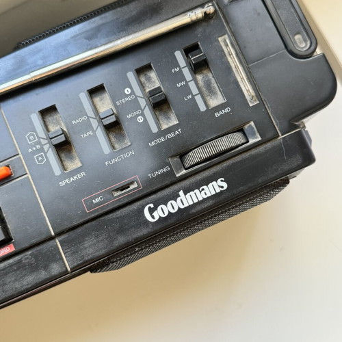 Vintage radio cassette player used, excellent working condition