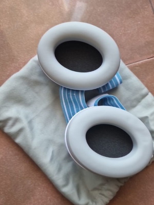 Alpine baby ear muffs like new